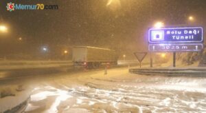 Bolu Dağı’nda yoğun kar yağışı etkili oluyor