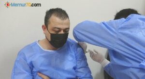 Çatak Kaymakamı Akbulut, korona virüs aşısı oldu