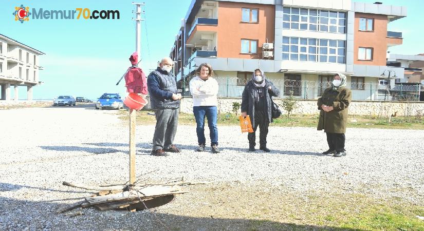 Rögar kapağı olmayan sokak tehlike saçıyor