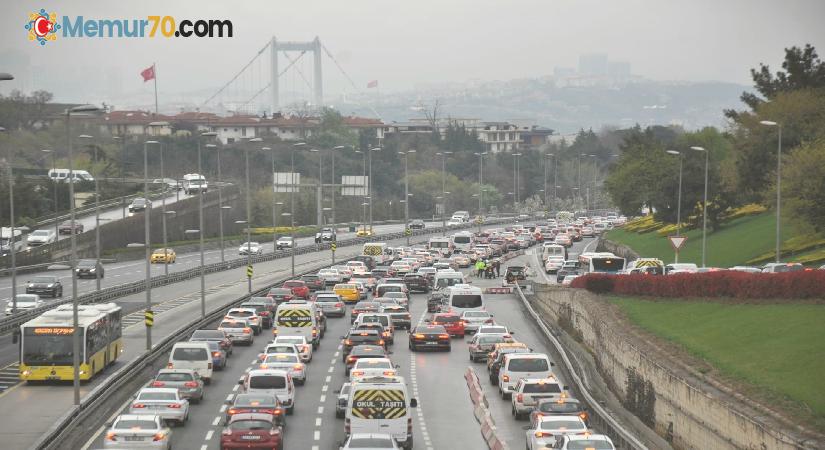 58 saatlik  kısıtlama sonrası İstanbul’da  trafik yoğunluğu