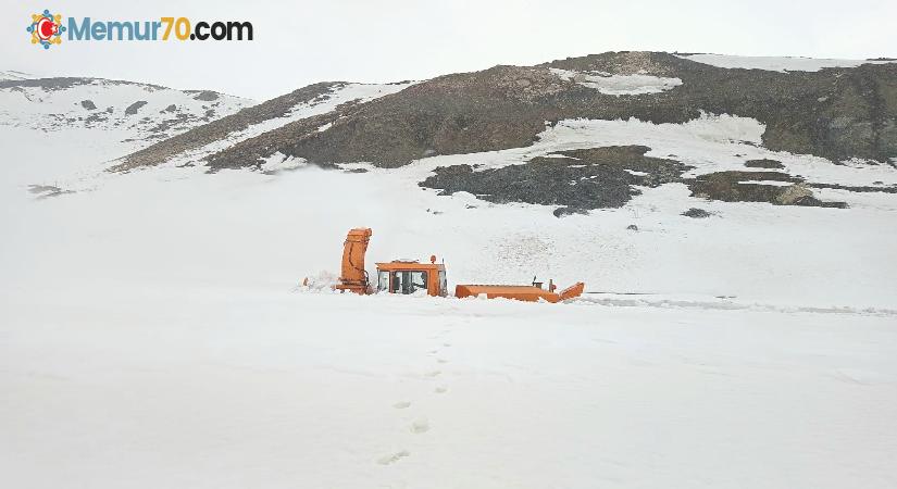 Palandöken geçidi ulaşıma açılıyor