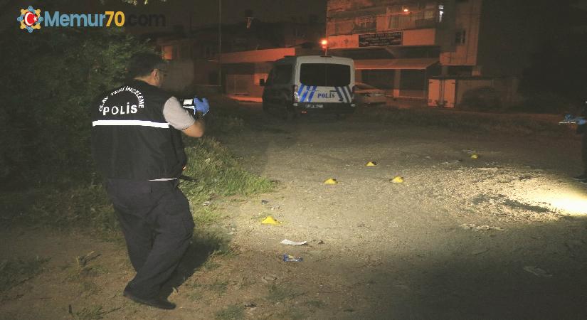 Adana’da sokak ortasında silahlı kavga: 1 yaralı