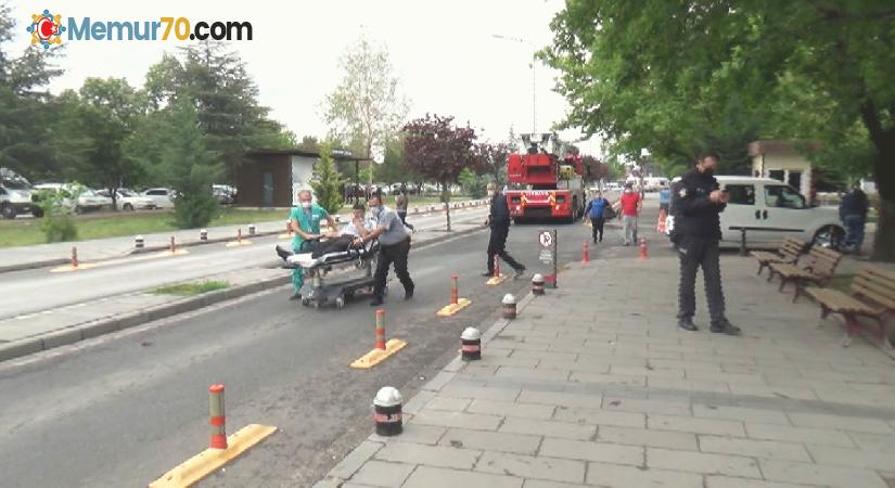 Hastane tadilatında çıkan yangın ekipleri harekete geçirdi