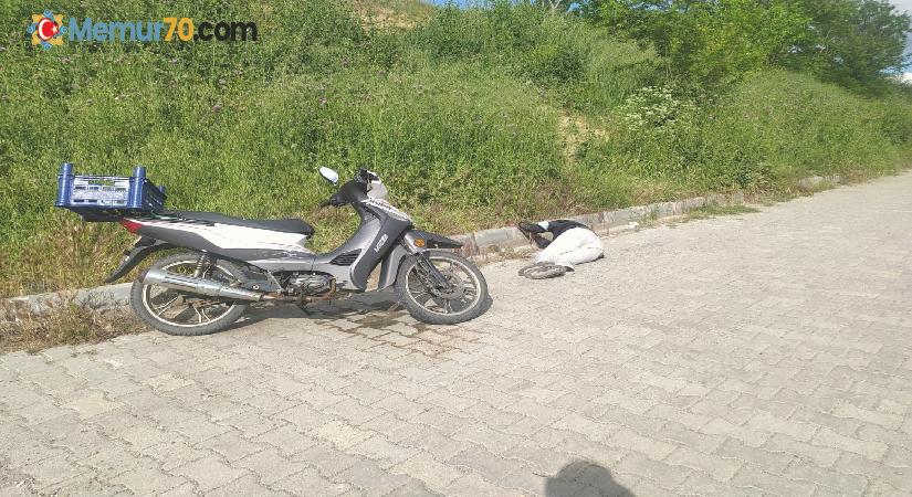 Motosikletin yanında yerde yatan şahıs ekipleri harekete geçirdi