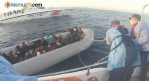 Yunanistan unsurlarınca Türk karasularına itilen 21 düzensiz göçmen kurtarıldı