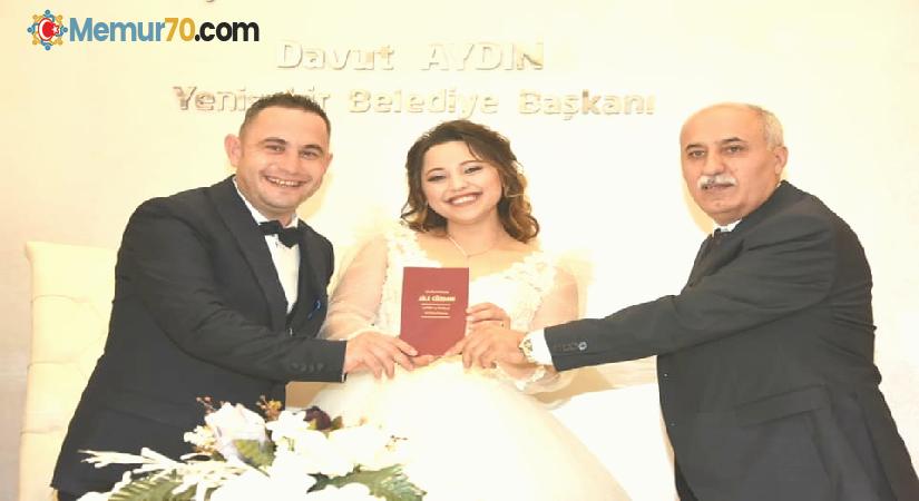 Başkan Aydın damadı terletti