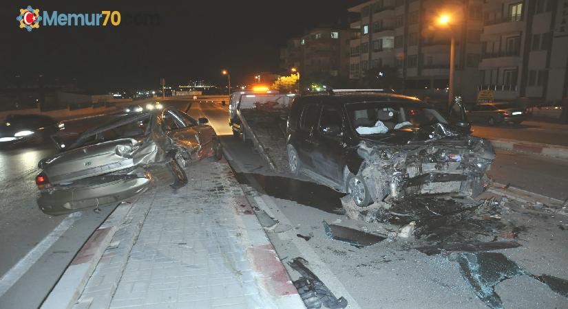 Karaman’da otomobil ile hafif ticari araç çarpıştı: 2 yaralı