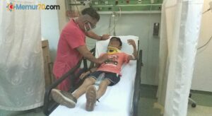 11 yaşındaki çocuk gizlice anahtarını aldığı araçla kaza yapıp yaralandı