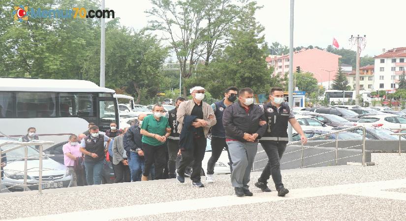 Bolu’da cezaları onanan 8 FETÖ şüphelisi adliyeye sevk edildi