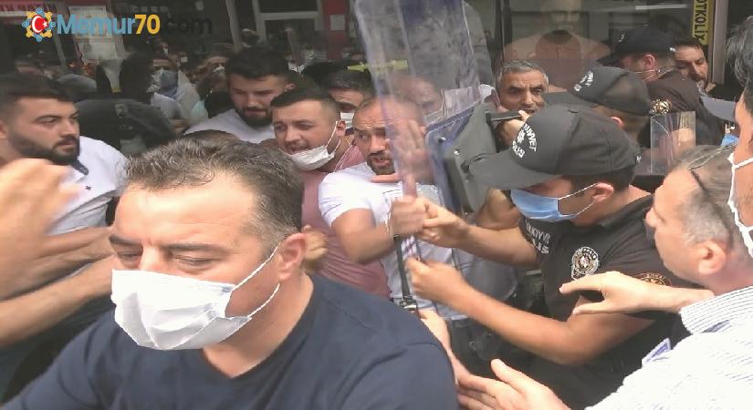 Sahte marka baskını yapan polisle esnaf arasında gerginlik: 5 gözaltı