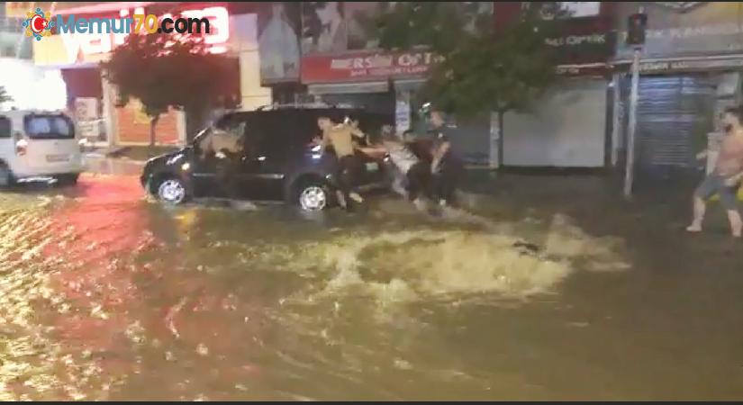 Mersin’de şiddetli sağanak yağış etkili oldu