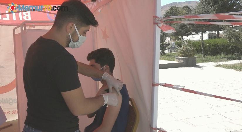 Tatvan’da aşı çalışmaları devam ediyor