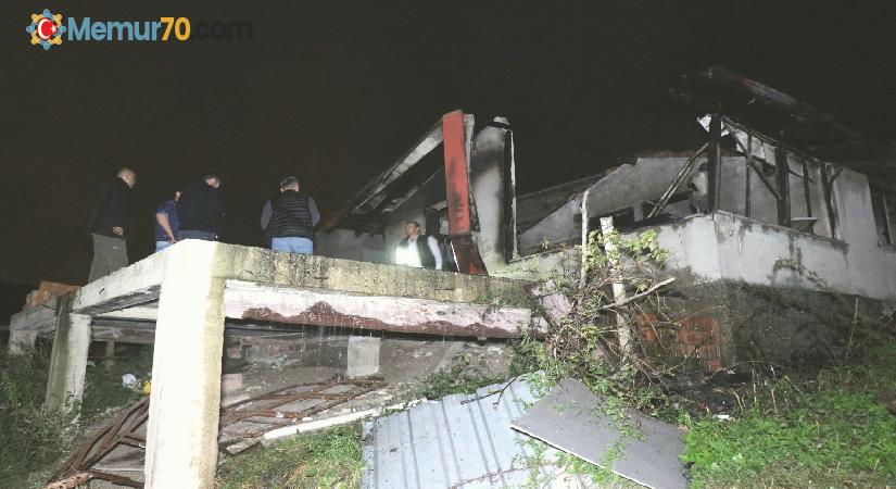 Alevler içerisinde kalan tek katlı evin içerisinde hayatını kaybetti