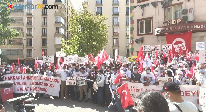 Bakan Yanık’tan, HDP önünde evlat nöbeti tutan ailelere destek