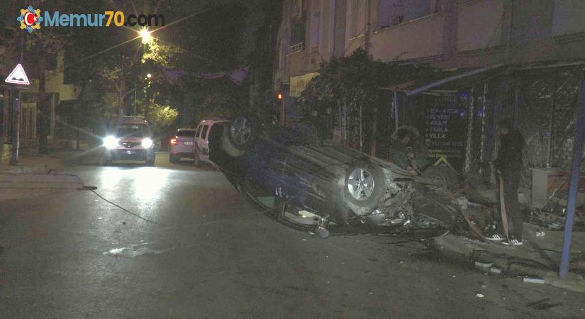 Sancaktepe’de tartıştığı vatandaşların üzerine aracı sürdü, araçla takla atınca bırakıp kaçtı