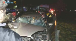 Bursa’da sıkışmalı kaza: 2’si ağır 3 kişi yaralandı