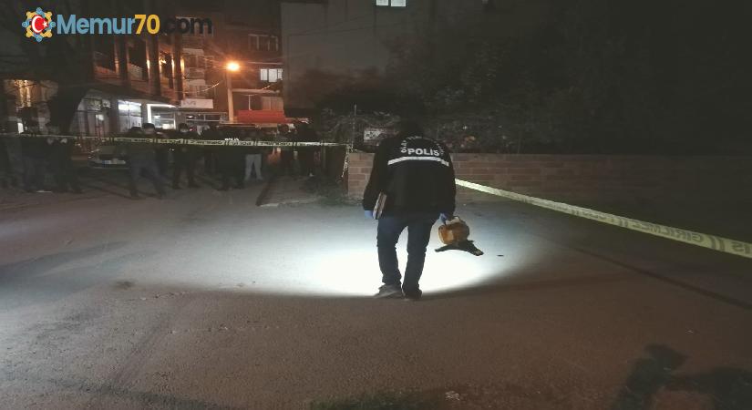 İzmir’de sokak ortasında silahla vurulan kişi öldü