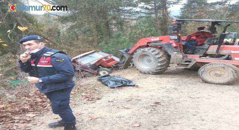 Traktörün römorku devrildi: 1 ölü, 1 yaralı