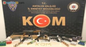 Antalya’da yasadışı silah ticareti operasyonu: 4 gözaltı
