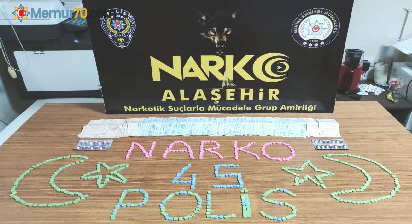 Uyuşturucu tacirleri otobüste yakalandı: 2 gözaltı