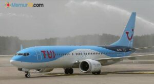 Avrupa’nın önde gelen turizm şirketi TUI, bir uçağına “Antalya” adını verdi