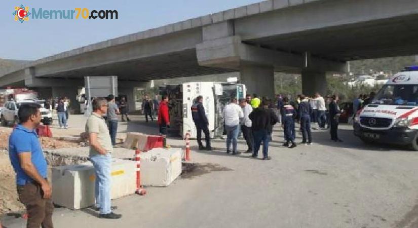 Mersin’de Akkuyu NGS işçilerinin servisi devrildi: 11 yaralı