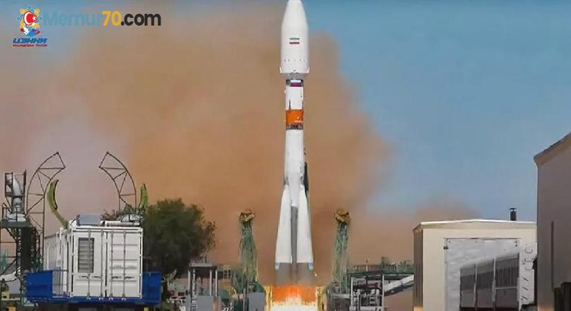 İran, Hayyam’ı Rusya’nın desteğiyle uzaya fırlattı