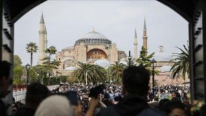 İstanbul’a şubatta gelen turist sayısı 2022’nin aynı ayına göre yüzde 13 arttı
