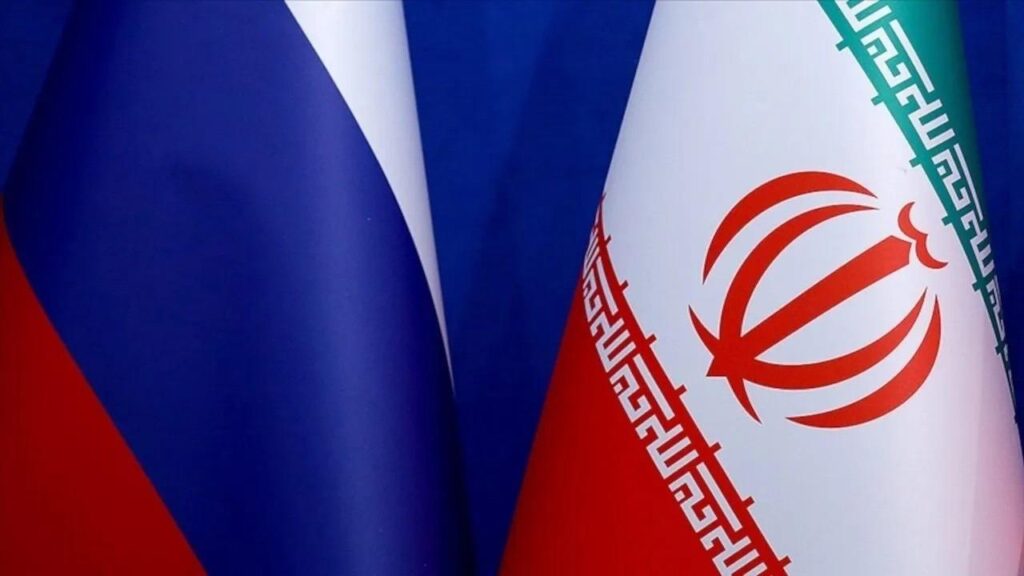 Rusya demiryoluyla İran’a yakıt sevkiyatına başladı