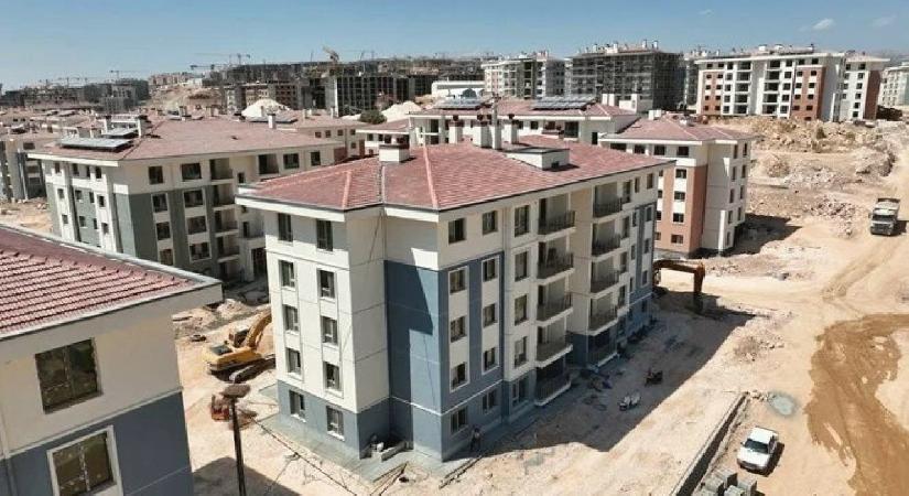 Bakan Kurum: Adıyaman’da 9 bin 603 konut için gece gündüz çalışıyoruz