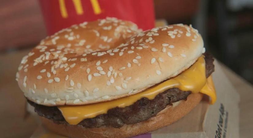 McDonald’s’ın küresel satışları üçüncü çeyrekte de geriledi