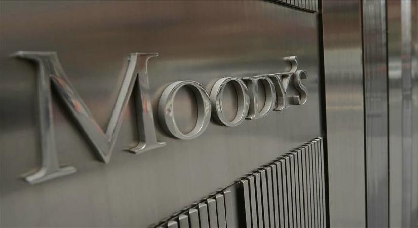 Moody’s Fransa’nın kredi notu görünümünü negatife çevirdi