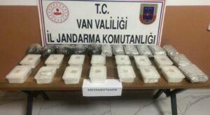 Sınırda 21 kilo uyuşturucu ele geçirildi