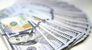 ABD ve Çin’in gümrük tarifelerinde anlaşmaya varması doları güçlendirdi