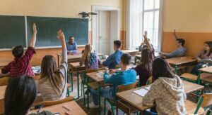 Liselere yeni ders geliyor! MEB müfredata ekledi