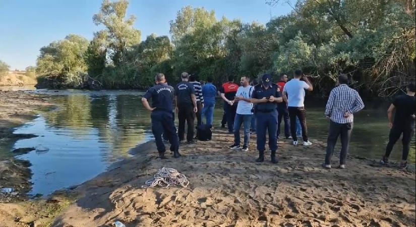 Kızılırmak’a girip boğuldu