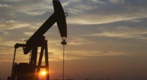 Petrol fiyatları İsrail’in İran’a saldırmasıyla yükselişe geçti