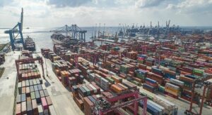 Ticaret ve perakende satış hacmi nisanda yıllık bazda arttı