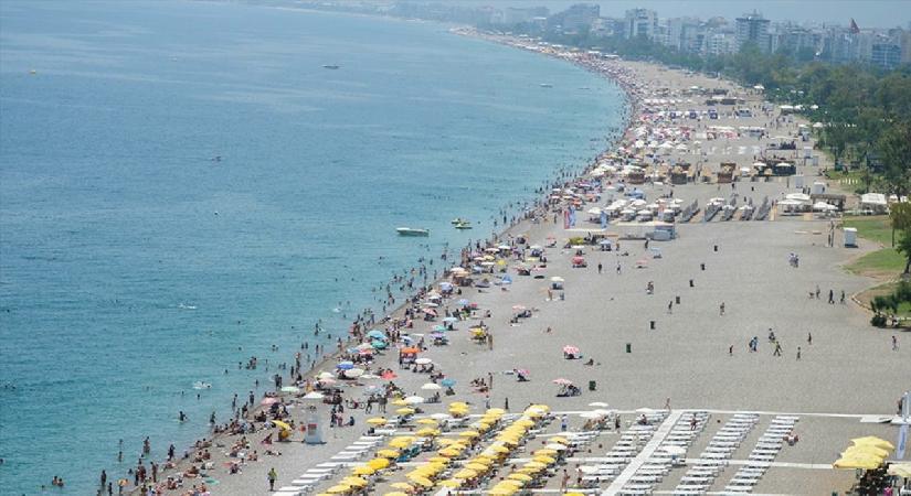 Antalya, son 5 yılın temmuz ayı günlük ziyaretçi rekorunu kırdı