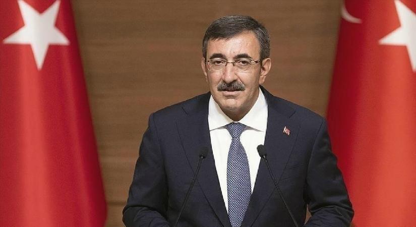 Cumhurbaşkanı Yardımcısı Cevdet Yılmaz’dan ekonomi mesajı!