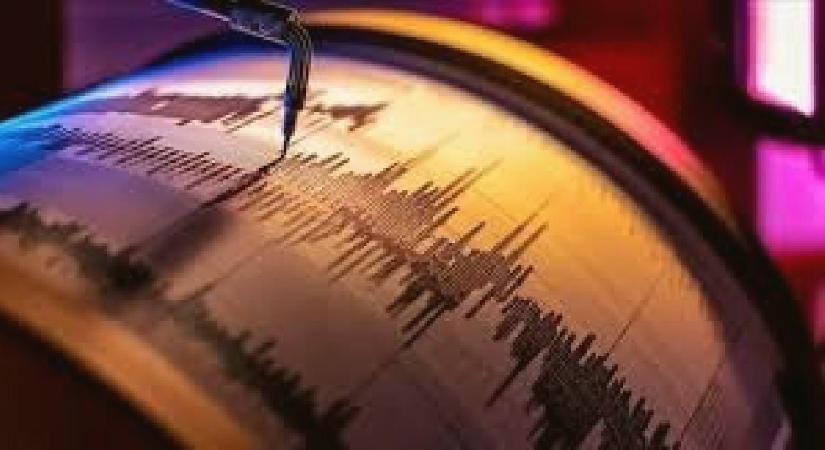 Endonezya’da 6,5 büyüklüğünde deprem