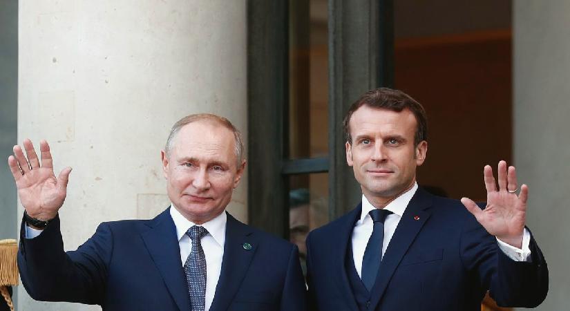 Putin ile Macron arasında 3 yılın ardından ilk görüşme