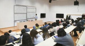 Devlet himayesindeki gençler üniversiteli oldu