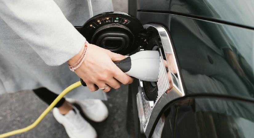 Elektrikli araçlarda Türkiye rekoru: Araç sayısı 291 bini geçti!
