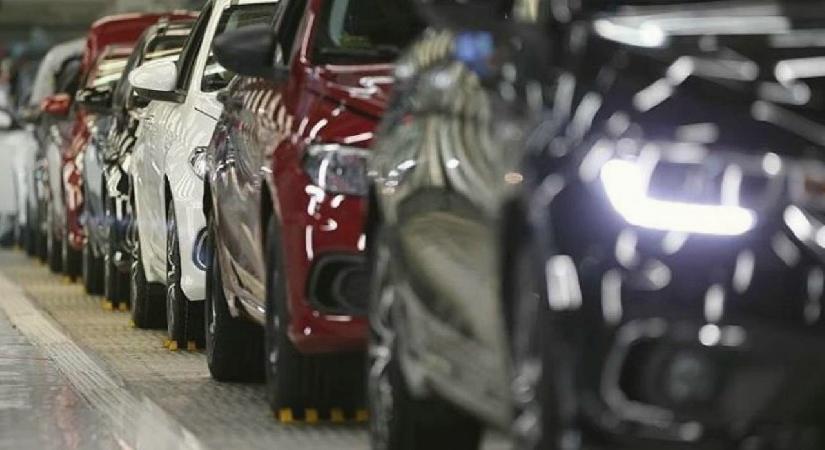 İthal otomobillere ek vergi: Hangi araç segmenti nasıl etkilenecek?