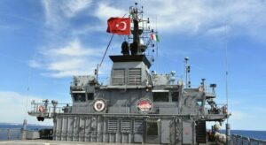TCG Alemdar’dan Yunanistan’a göz dağı! Her an göreve hazır!