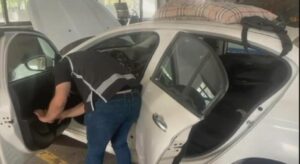 Van’da otomobilde sahte döviz ele geçirildi