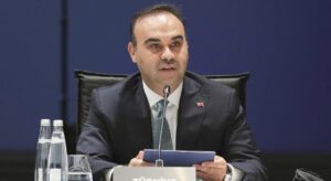 Bakan Kacır: 1 milyar dolardan fazla finansmanı ülkemize kazandırdık!