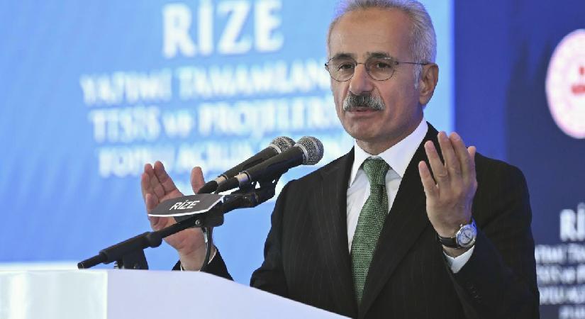 Bakan Uraloğlu, Rize’de yapımı tamamlanan tesis ve projelerin açılış törenine katıldı
