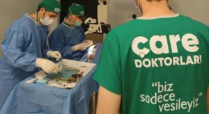 Çare Doktorları, Ugandalı hastalar için geri dönüyor